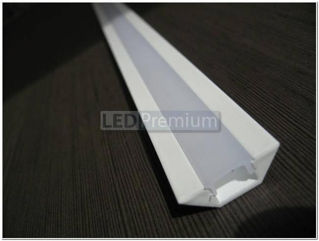 картинка Светодиодный профиль (LED), Профиль с экраном ALU-Corner-2000 Anod+frost [30.85x8.25mm]