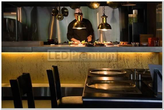 картинка Светодиодный профиль (LED), Профиль с экраном ALU-Wide-H15-2000 Anod+frost [22.6x15.66mm]