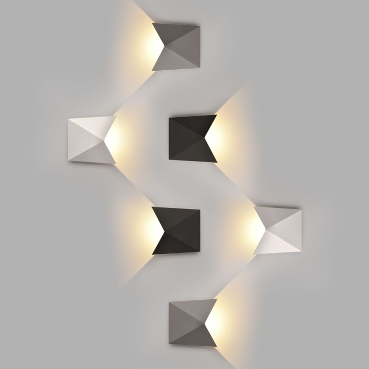 картинка Уличный светильник Batterfly 1517 TECHNO