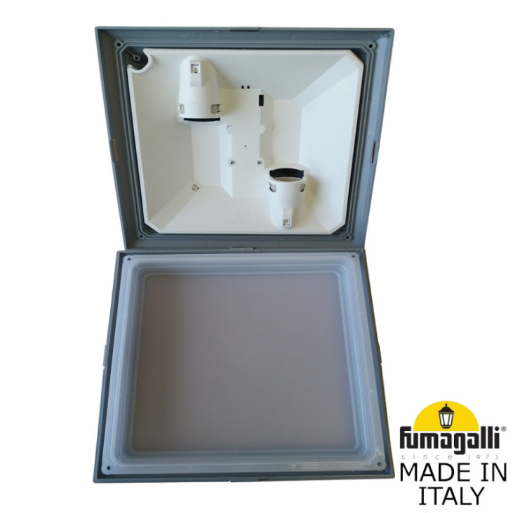 картинка Настенный светильник 4P2.702.000.LYF1R